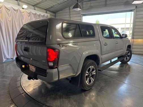 2019 Toyota Tacoma TRD Sport