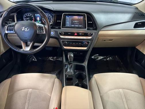 2018 Hyundai SONATA SEL