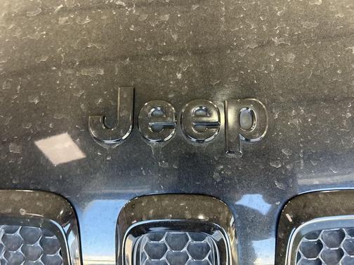 2016 Jeep Cherokee Altitude