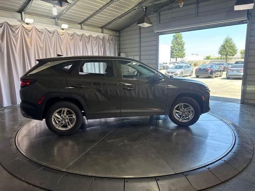 Rockwood Green 2025 Hyundai TUCSON SE