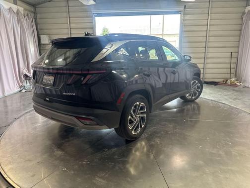 Ash Black 2025 Hyundai TUCSON Hybrid Limited