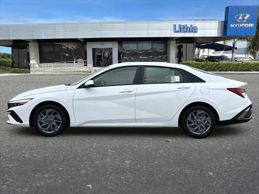 2025 Hyundai ELANTRA HEV Blue