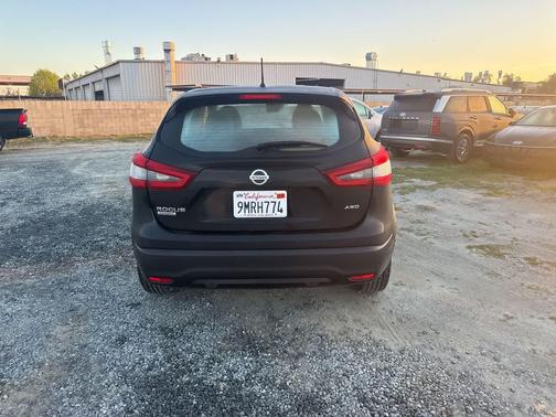 2020 Nissan Rogue Sport S