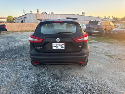 2020 Nissan Rogue Sport S