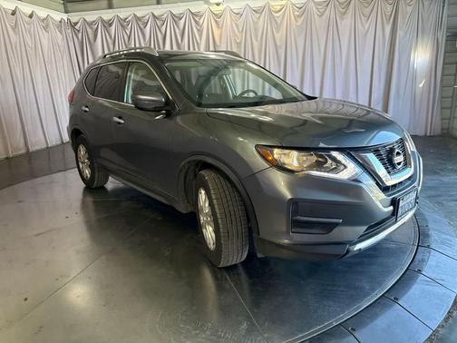Gun Metallic 2017 Nissan Rogue SV
