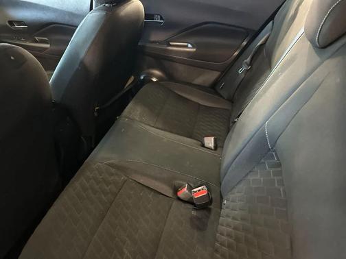 Electric Blue Metallic 2021 Nissan Kicks SV