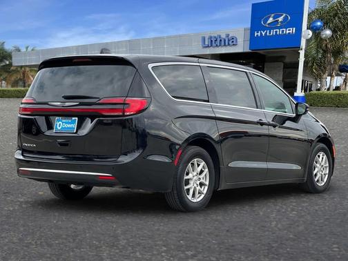 2025 Chrysler Pacifica L