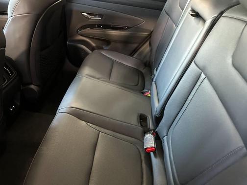 Shimmering Silver 2026 Hyundai TUCSON Hybrid Limited