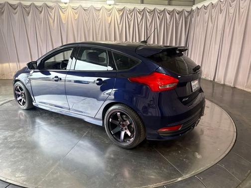 KONA BLUE 2017 Ford Focus ST Base