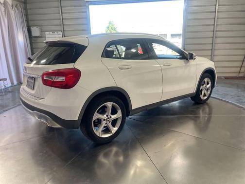 Polar White 2020 Mercedes-Benz GLA 250 Base