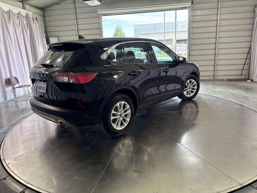 Agate Black Metallic 2021 Ford Escape SE