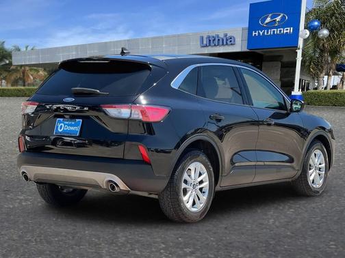 Agate Black Metallic 2021 Ford Escape SE