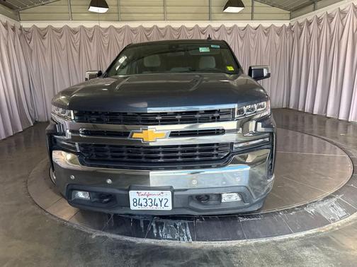 Shadow Gray Metallic 2020 Chevrolet Silverado 1500 LT