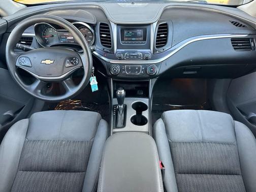 Silver Ice Metallic 2017 Chevrolet Impala 1LS