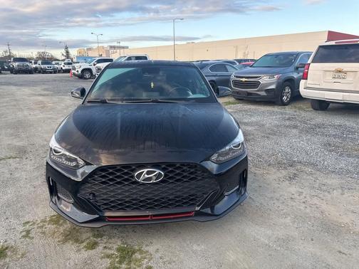 2019 Hyundai Veloster Base