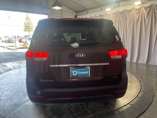 2017 Kia Sedona LX
