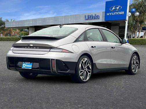 2025 Hyundai IONIQ 6 SEL