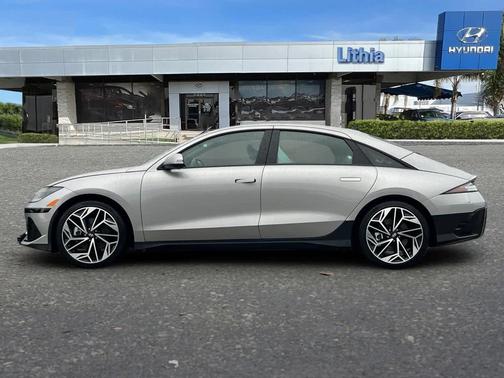 2025 Hyundai IONIQ 6 SEL