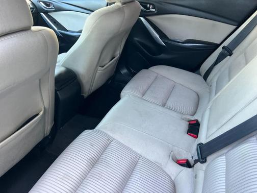 2015 Mazda Mazda6 i Sport