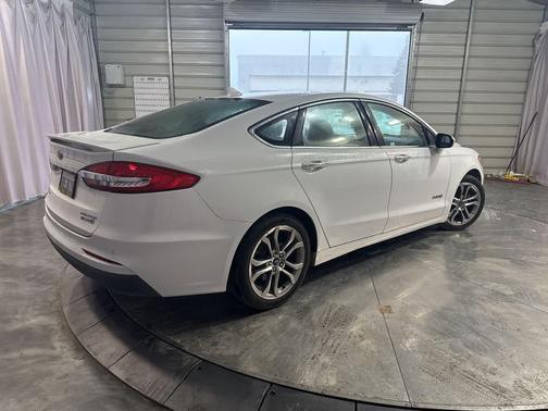 2019 Ford Fusion Hybrid Titanium