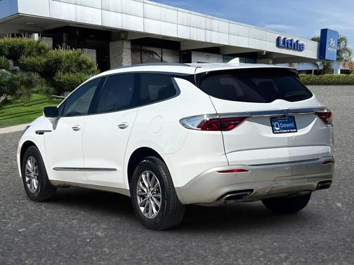 2022 Buick Enclave FWD Essence