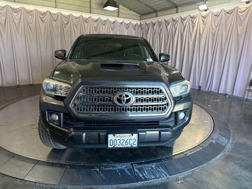 Magnetic Gray Metallic 2016 Toyota Tacoma TRD Sport