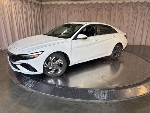 2025 Hyundai ELANTRA HEV Limited