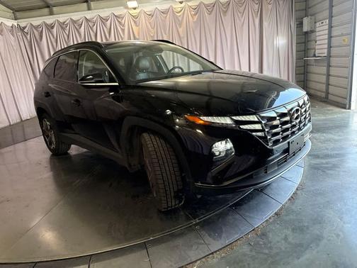 Phantom Black 2022 Hyundai TUCSON Limited
