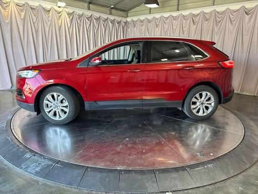 Rapid Red Metallic Tinted Clearcoat 2021 Ford Edge Titanium