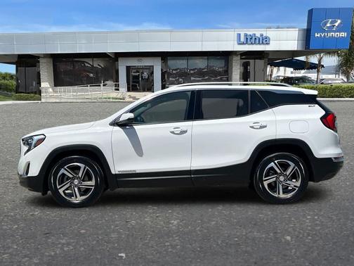 Summit White 2020 GMC Terrain SLT