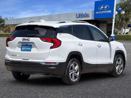 Summit White 2020 GMC Terrain SLT