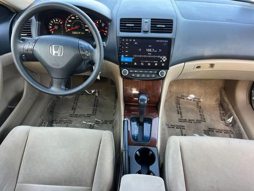 White 2007 Honda Accord EX