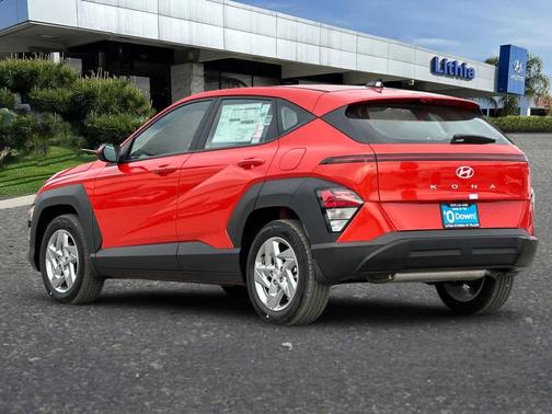 2026 Hyundai KONA SE