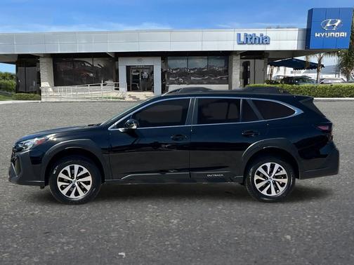 Crystal Black Silica 2024 Subaru Outback Premium