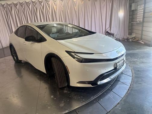 Wind Chill Pearl 2025 Toyota Prius XLE