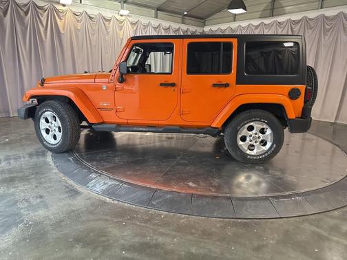 2013 Jeep Wrangler Unlimited Sahara