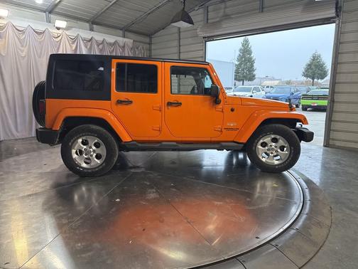2013 Jeep Wrangler Unlimited Sahara