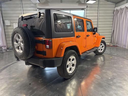 2013 Jeep Wrangler Unlimited Sahara