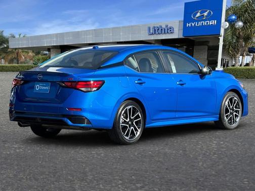 2025 Nissan Sentra SR