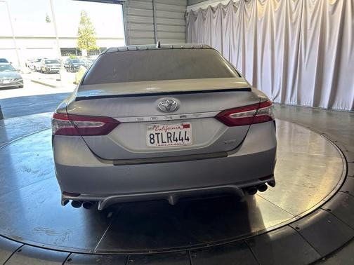 Celestial Silver/Midnight Black Metallic 2020 Toyota Camry XSE
