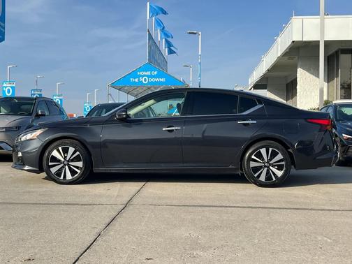 2019 Nissan Altima 2.5 SV