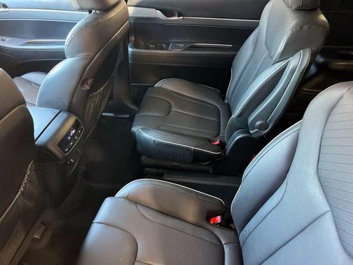 Abyss Black Pearl 2024 Hyundai PALISADE Limited