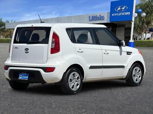 2013 Kia Soul Base