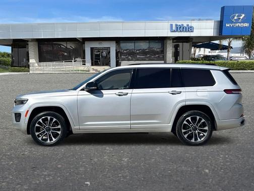 2021 Jeep Grand Cherokee L Overland