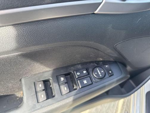 Symphony Silver 2018 Hyundai ELANTRA Value Edition