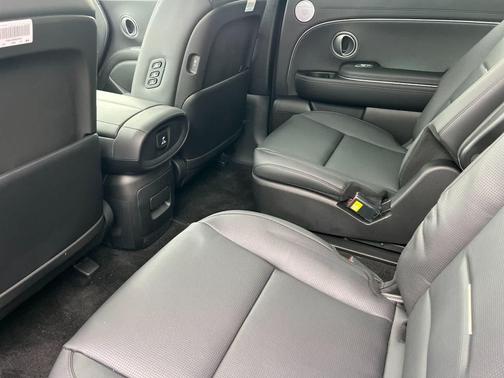 Creamy White Pearl 2026 Hyundai Palisade Hybrid Calligraphy