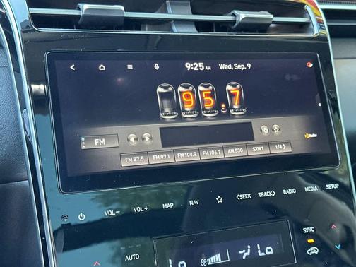 Phantom Black 2022 Hyundai TUCSON Limited