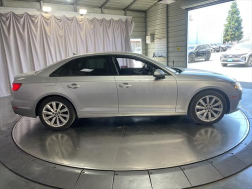 2017 Audi A4 2.0T Premium