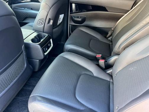 2025 Kia Carnival Hybrid SX Prestige