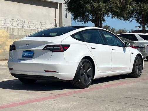 2023 Tesla Model 3 Standard Range